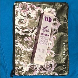 Urban Decay Makeup Setting Spray with Pouch